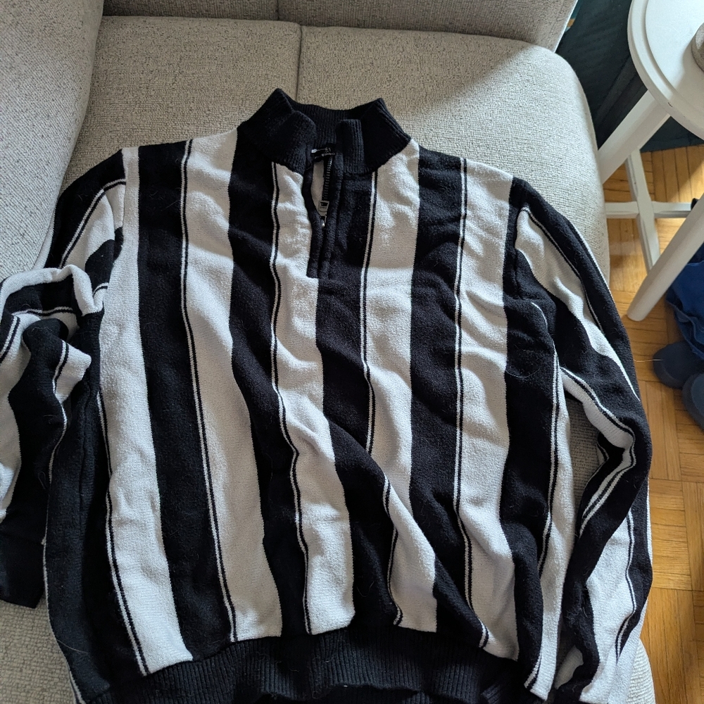 Guess crewneck